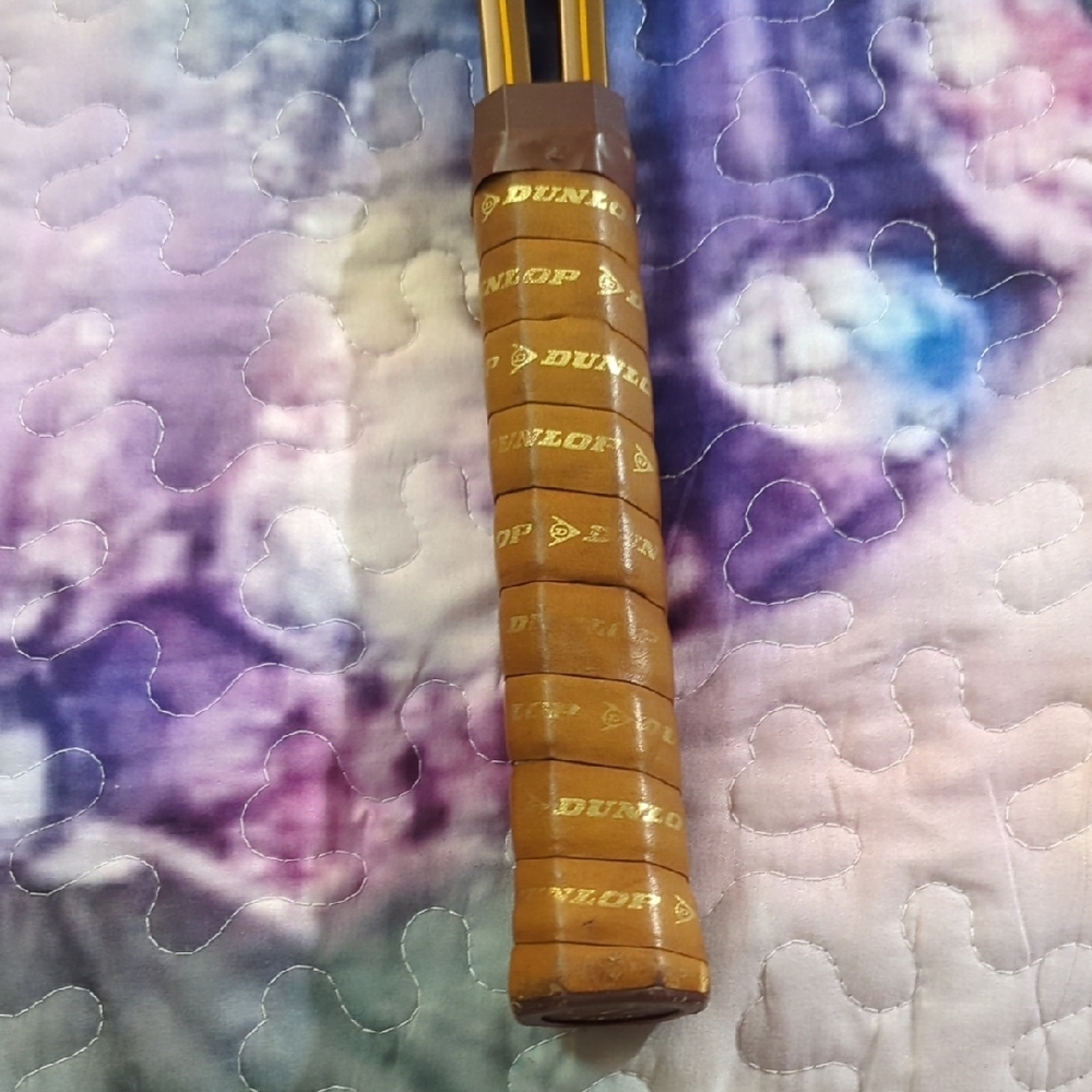 .🎾 Vintage 1980s Dunlop Titan Mid Tennis Racket + Original Cover 🎾 - Picture 10 of 16